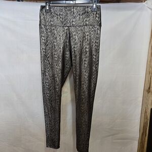 Simply Vera Vera Wang Black and Gray Snake Print Leggings